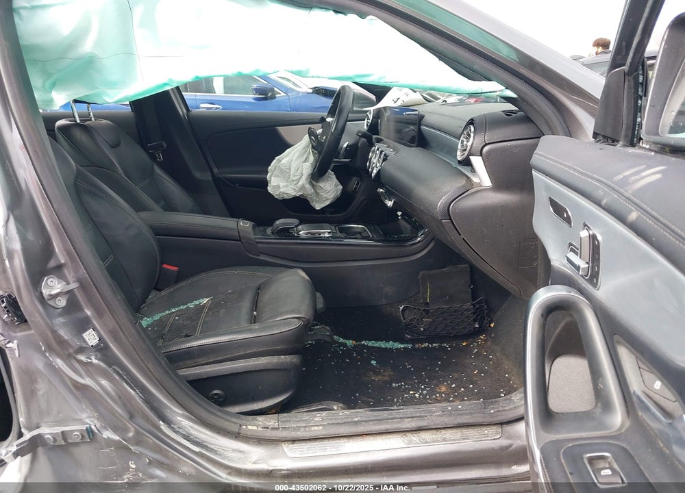 2019 MERCEDES-BENZ A 220 VIN: WDD3G4EB7KW018589