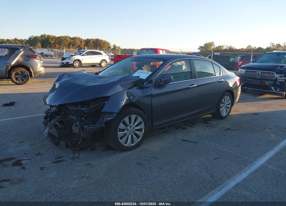 2015 HONDA ACCORD EX-L VIN: 1HGCR2F82FA068073