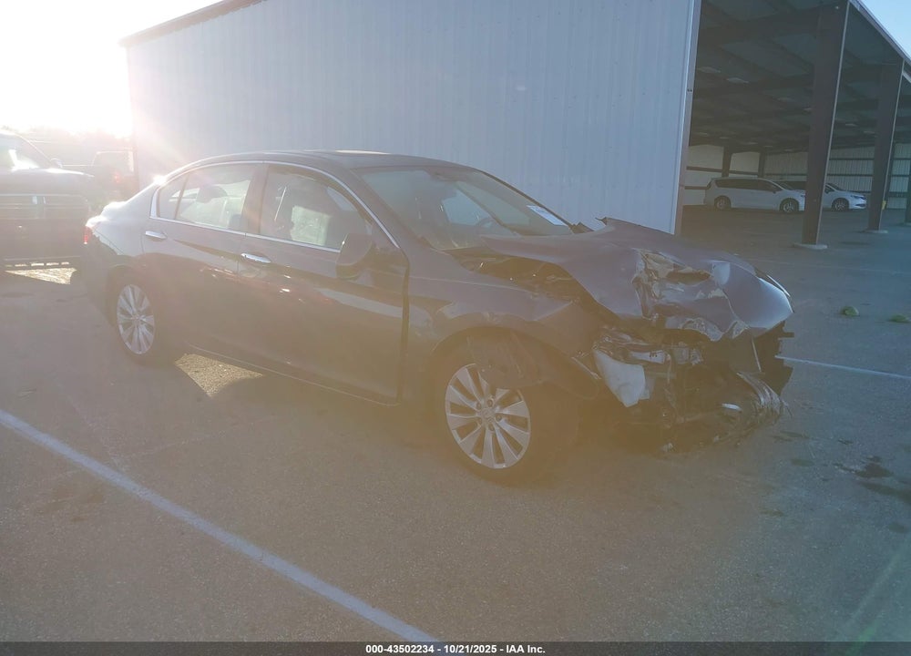 2015 HONDA ACCORD EX-L VIN: 1HGCR2F82FA068073