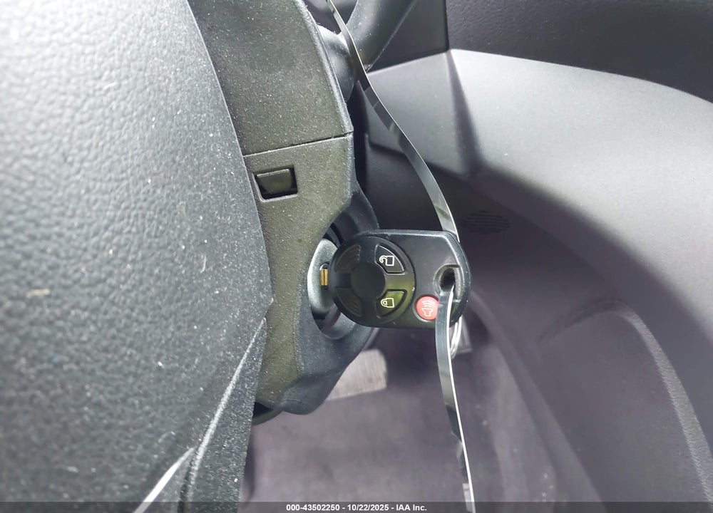 2016 FORD ESCAPE S VIN: 1FMCU0F76GUB70187