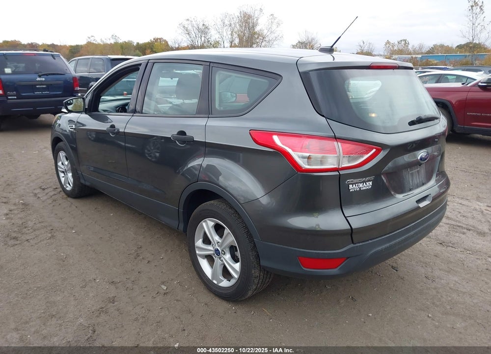 2016 FORD ESCAPE S VIN: 1FMCU0F76GUB70187
