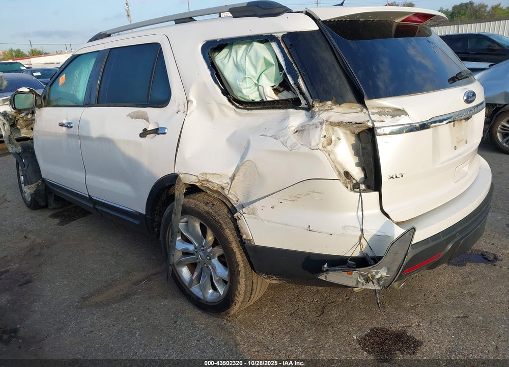 2015 FORD EXPLORER XLT VIN: 1FM5K7D85FGA50929