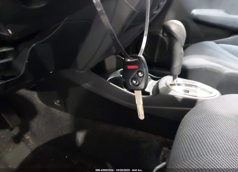 2010 HONDA FIT SPORT VIN: JHMGE8H4XAC021670