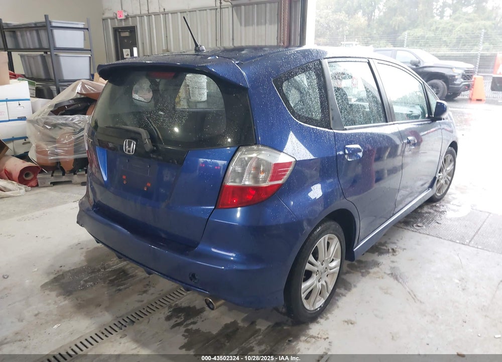 2010 HONDA FIT SPORT VIN: JHMGE8H4XAC021670