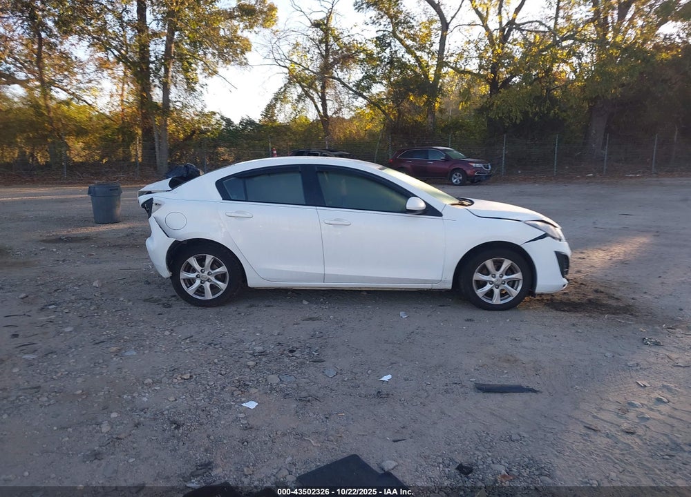 2011 MAZDA 3 I TOURING VIN: JM1BL1VF4B1498803