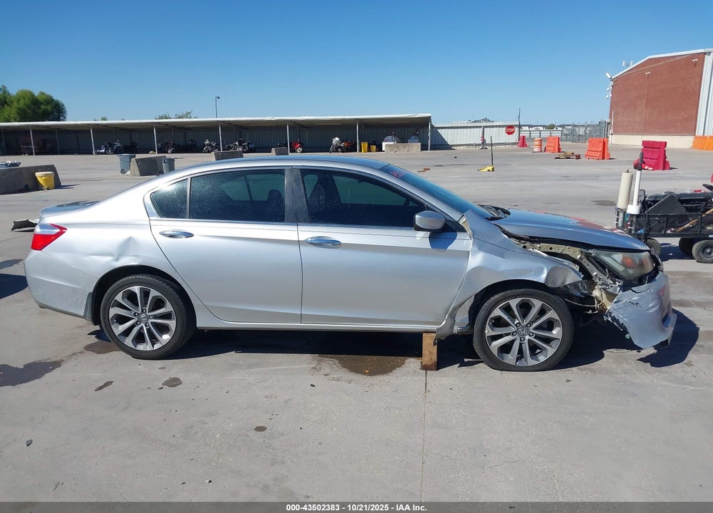 2014 HONDA ACCORD VIN: 1HGCR2F51EA217643