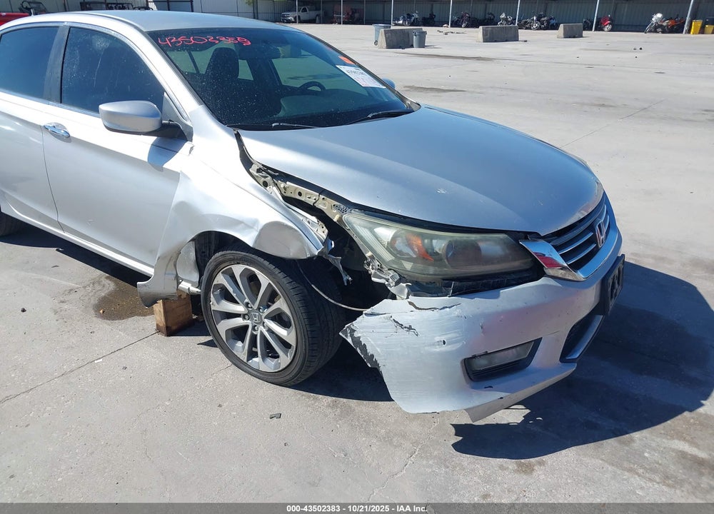 2014 HONDA ACCORD VIN: 1HGCR2F51EA217643