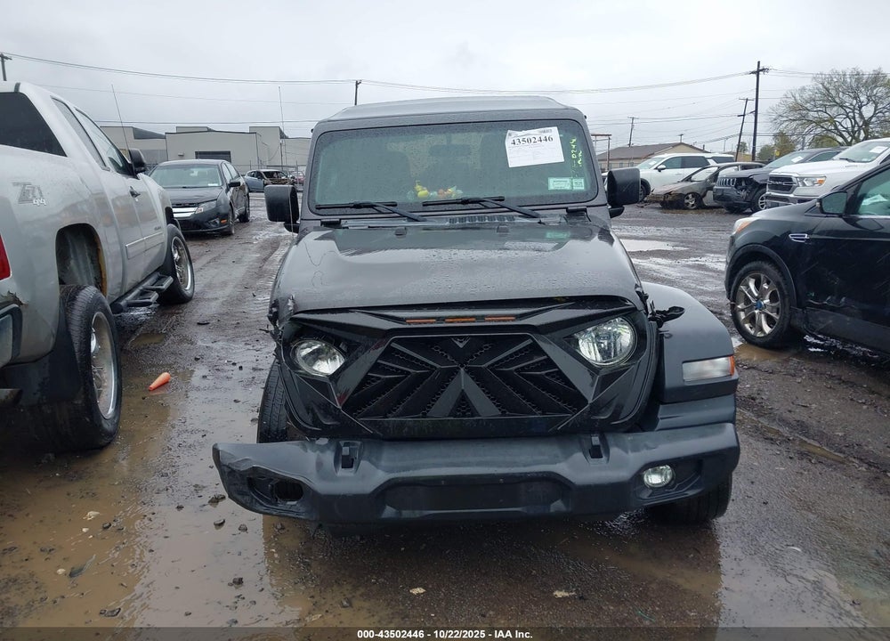 2018 JEEP WRANGLER UNLIMITED SPORT 4X4 VIN: 1C4HJXDN8JW179630