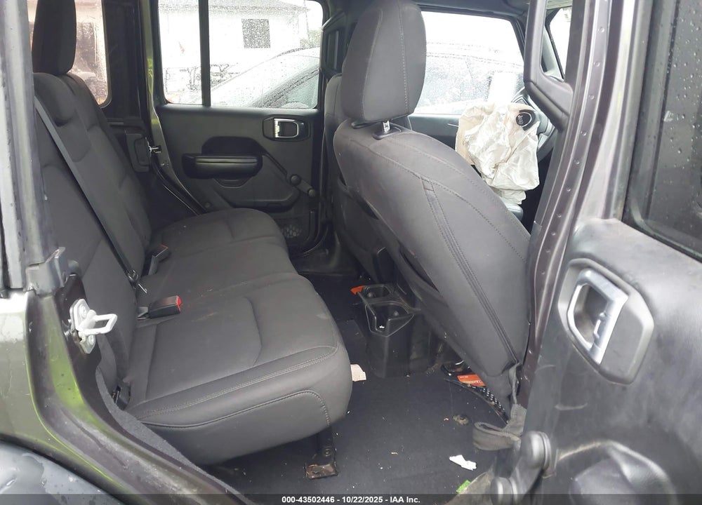 2018 JEEP WRANGLER UNLIMITED SPORT 4X4 VIN: 1C4HJXDN8JW179630