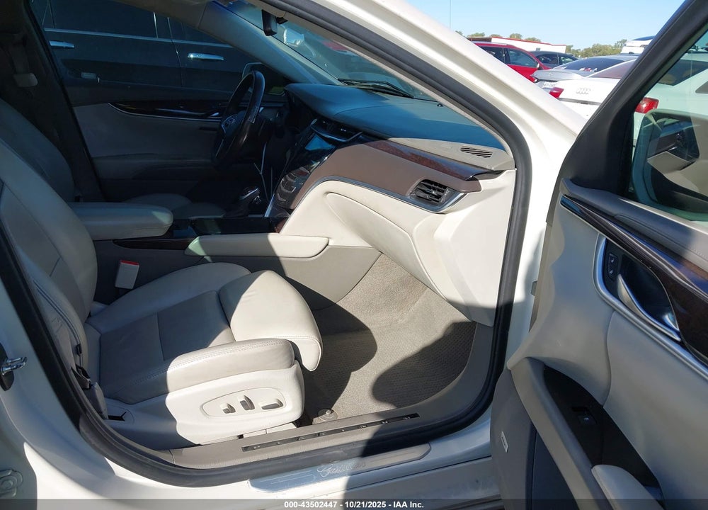 2013 CADILLAC XTS PLATINUM VIN: 2G61V5S32D9170675