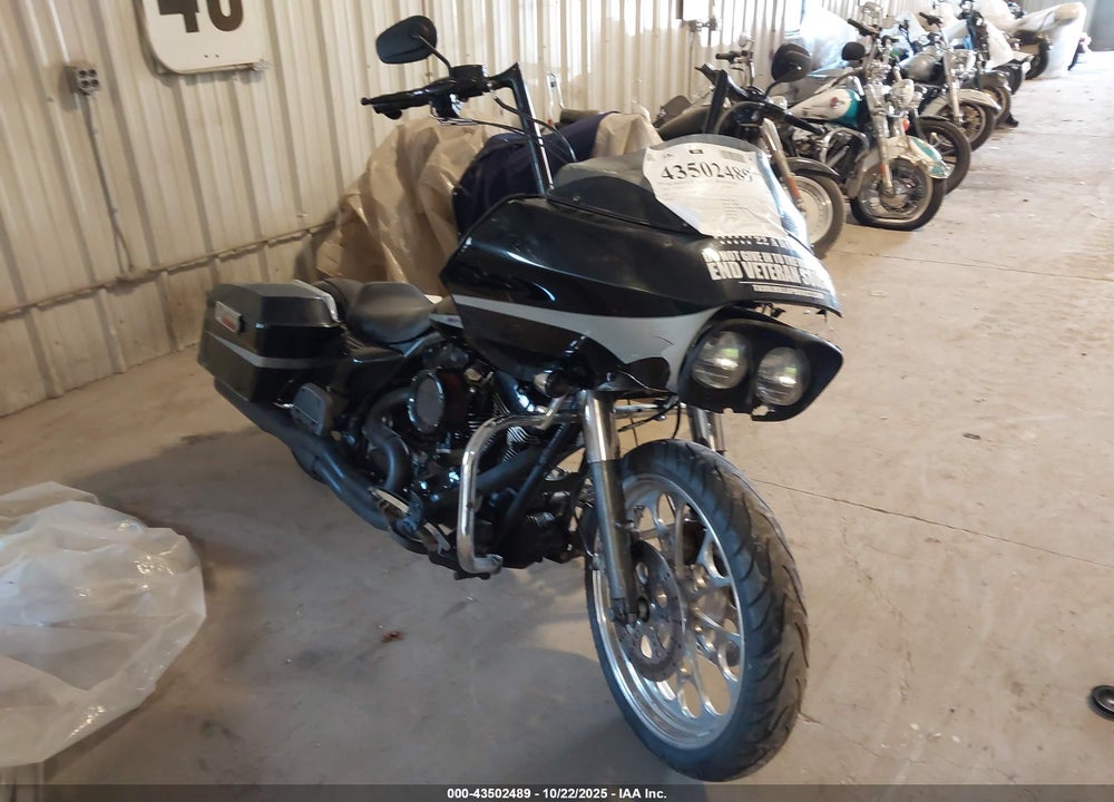 2004 HARLEY-DAVIDSON FLTRI VIN: 1HD1FSW184Y609275