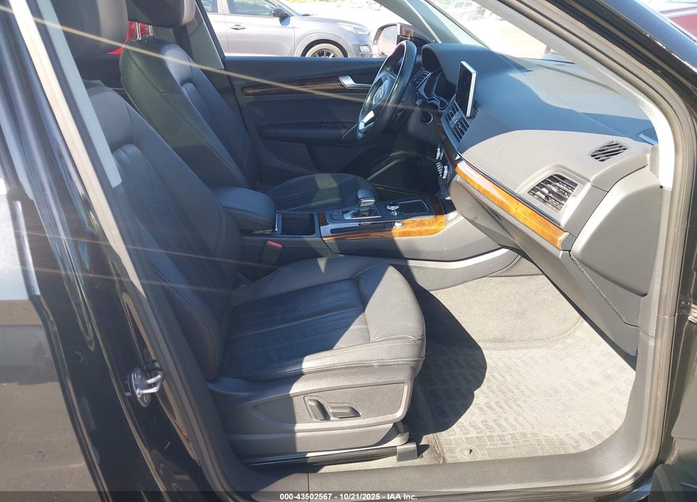 2018 AUDI Q5 2.0T PREMIUM/2.0T TECH PREMIUM VIN: WA1BNAFY4J2005053