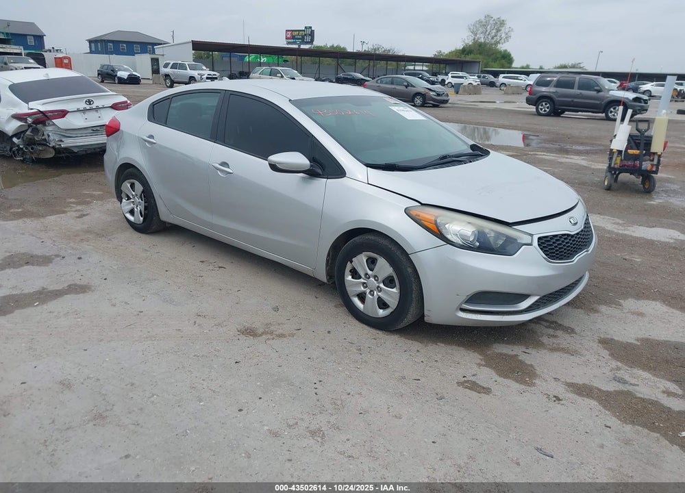 2016 KIA FORTE LX VIN: KNAFK4A61G5555094