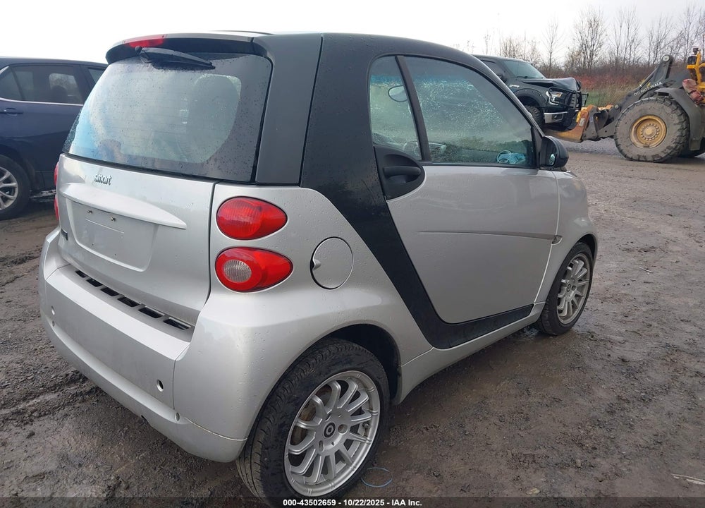 2012 SMART FORTWO PASSION VIN: WMEEJ3BA7CK564376
