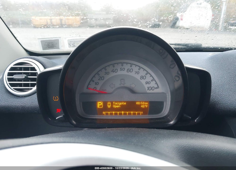 2012 SMART FORTWO PASSION VIN: WMEEJ3BA7CK564376