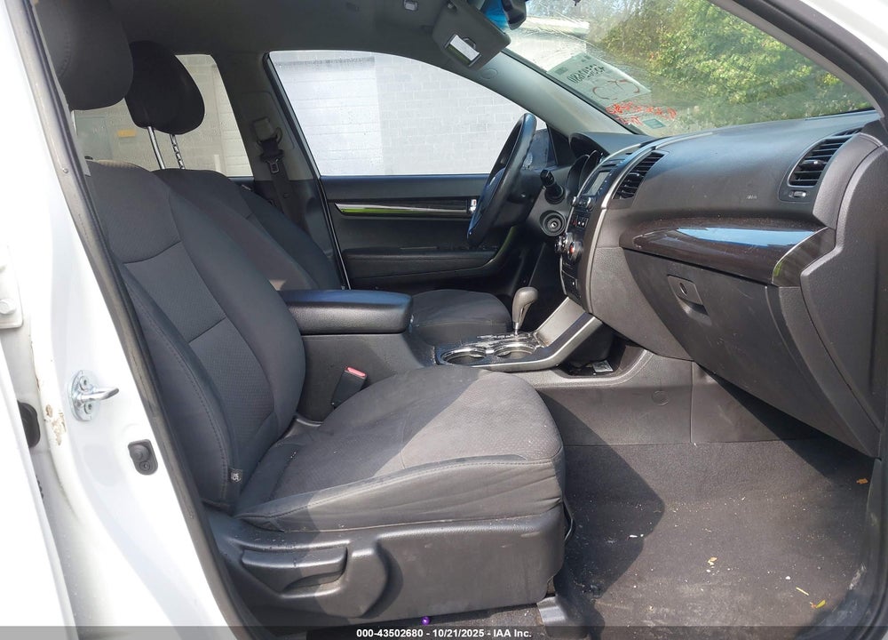 2013 KIA SORENTO VIN: 5XYKT3A69DG356466