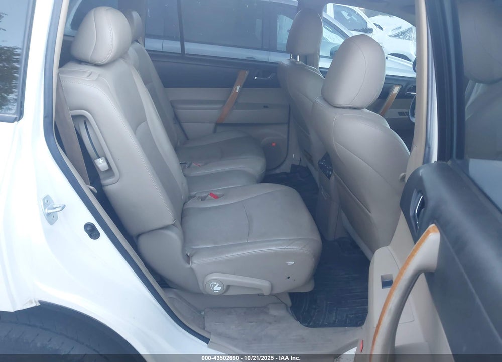 2008 TOYOTA HIGHLANDER HYBRID LIMITED VIN: JTEEW44A382000990