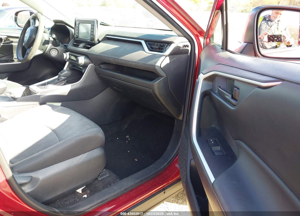 2020 TOYOTA RAV4 LE VIN: 2T3F1RFV3LC071418