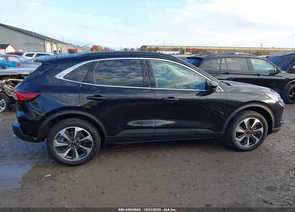2024 FORD ESCAPE PLATINUM VIN: 1FMCU9JA4RUA32450