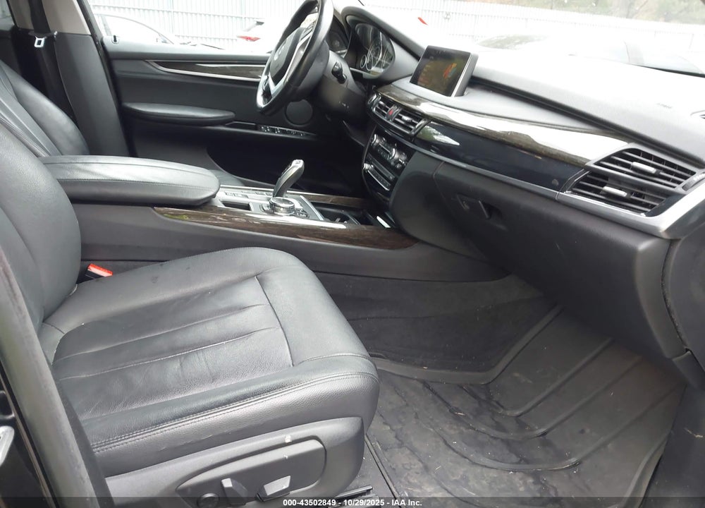 2016 BMW X5 XDRIVE35I VIN: 5UXKR0C50G0S85121