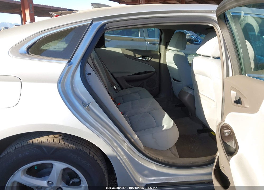 2016 CHEVROLET MALIBU LS VIN: 1G1ZB5ST8GF251595