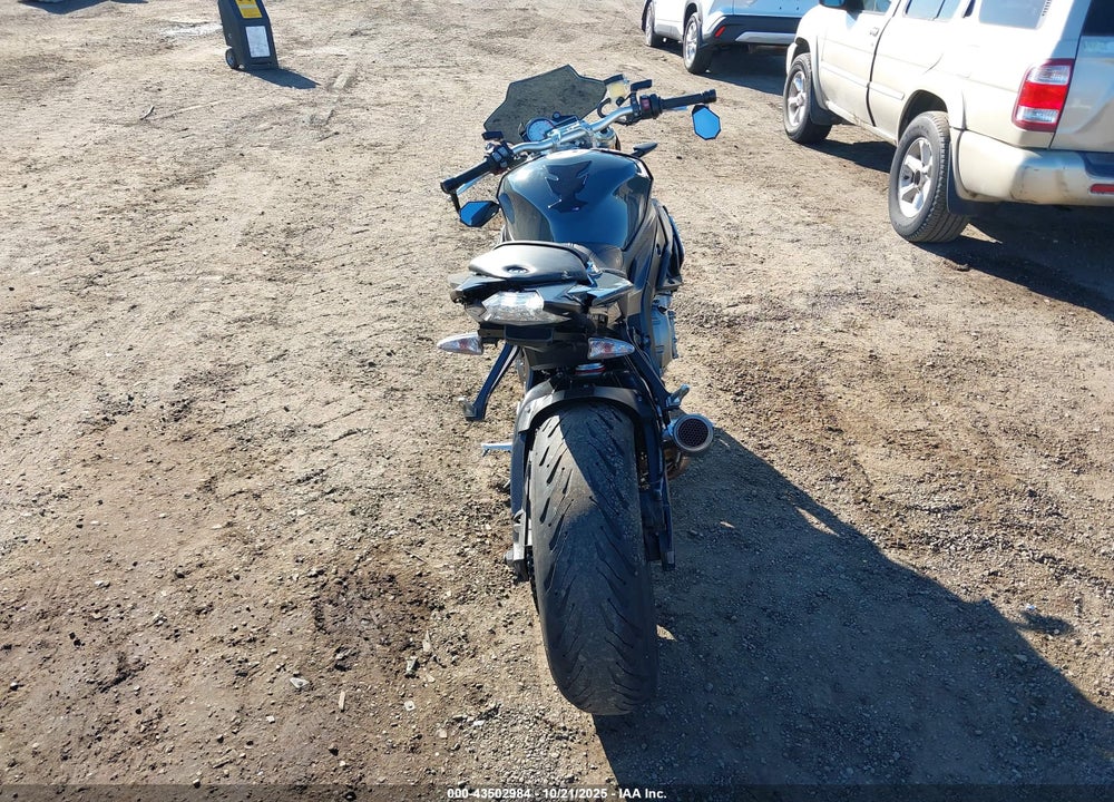2017 BMW S 1000 VIN: WB10D6201HZ762049