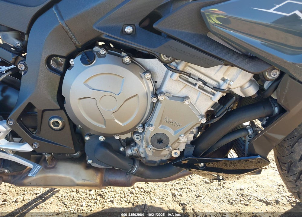 2017 BMW S 1000 VIN: WB10D6201HZ762049