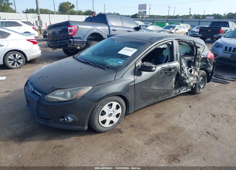 2014 FORD FOCUS VIN: 1FADP3K21EL137540
