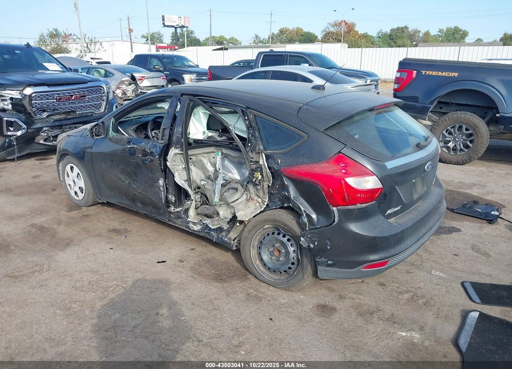 2014 FORD FOCUS VIN: 1FADP3K21EL137540