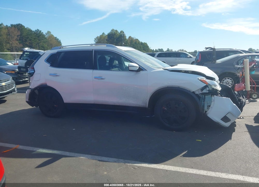 2017 NISSAN ROGUE S VIN: JN8AT2MV5HW005737
