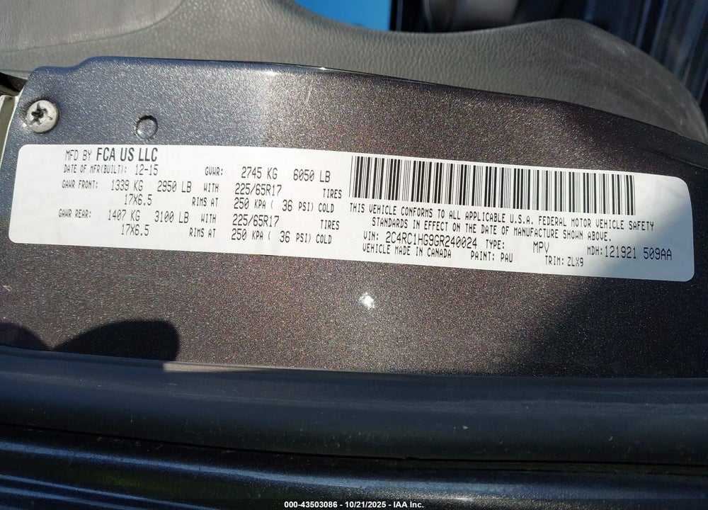 2016 CHRYSLER TOWN & COUNTRY S VIN: 2C4RC1HG9GR240024