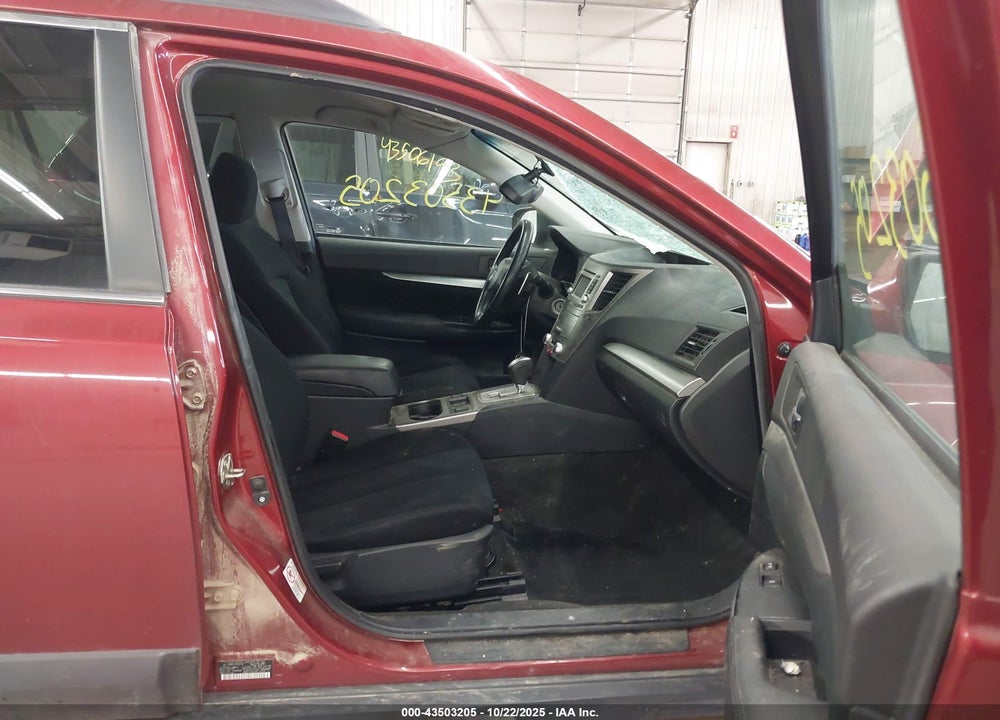 2014 SUBARU OUTBACK 2.5I PREMIUM VIN: 4S4BRCCC1E3281183