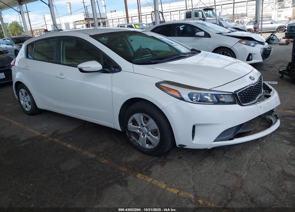 2017 KIA FORTE LX VIN: KNAFK5A88H5705579