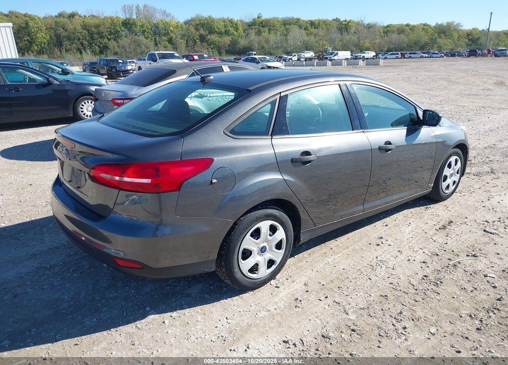 2018 FORD FOCUS S VIN: 1FADP3E21JL235134