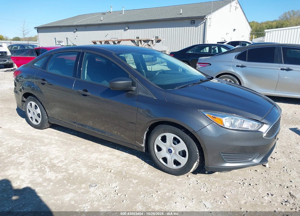 2018 FORD FOCUS S VIN: 1FADP3E21JL235134