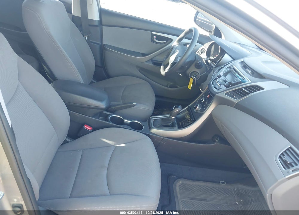 2016 HYUNDAI ELANTRA SE VIN: KMHDH4AE6GU484508