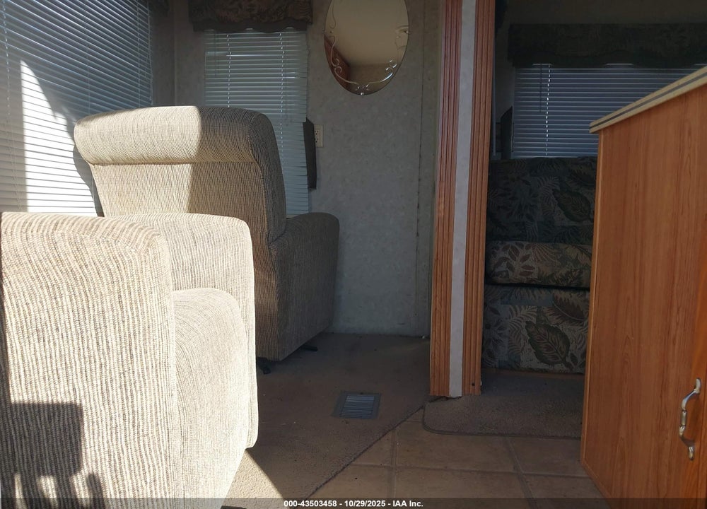 2006 PALOMINO PUMA SERIES 26RLSS VIN: 4X4TPUB206M008478