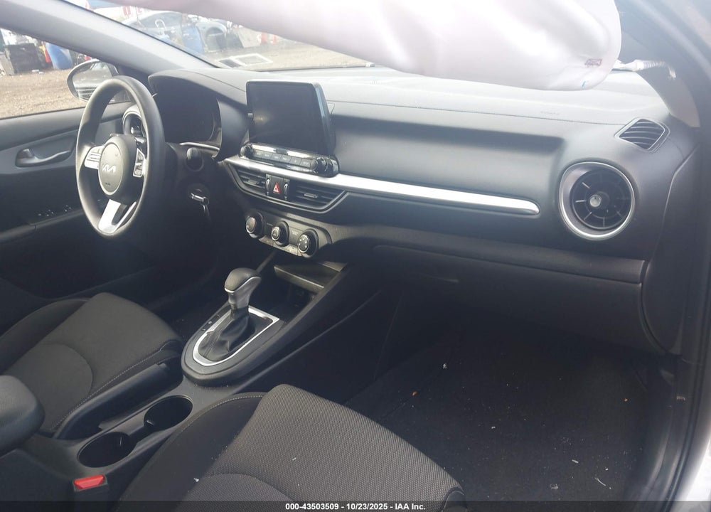 2023 KIA FORTE VIN: 3KPF24AD9PE570609