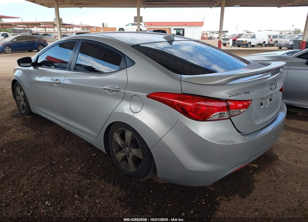 2013 HYUNDAI ELANTRA VIN: KMHDH4AE0DU001395