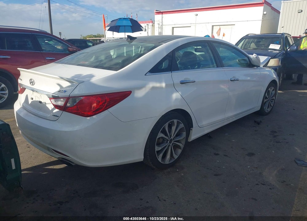 2013 HYUNDAI SONATA LIMITED 2.0T VIN: 5NPEC4AB4DH639043