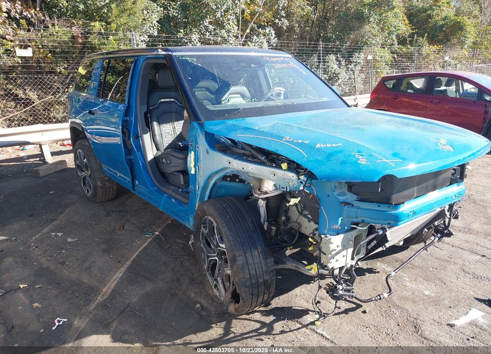 2025 RIVIAN R1S ADVENTURE DUAL MOTOR LARGE PACK/ADVENTURE DUAL MOTOR MAX PACK VIN: 7PDSGBBA6SN066086
