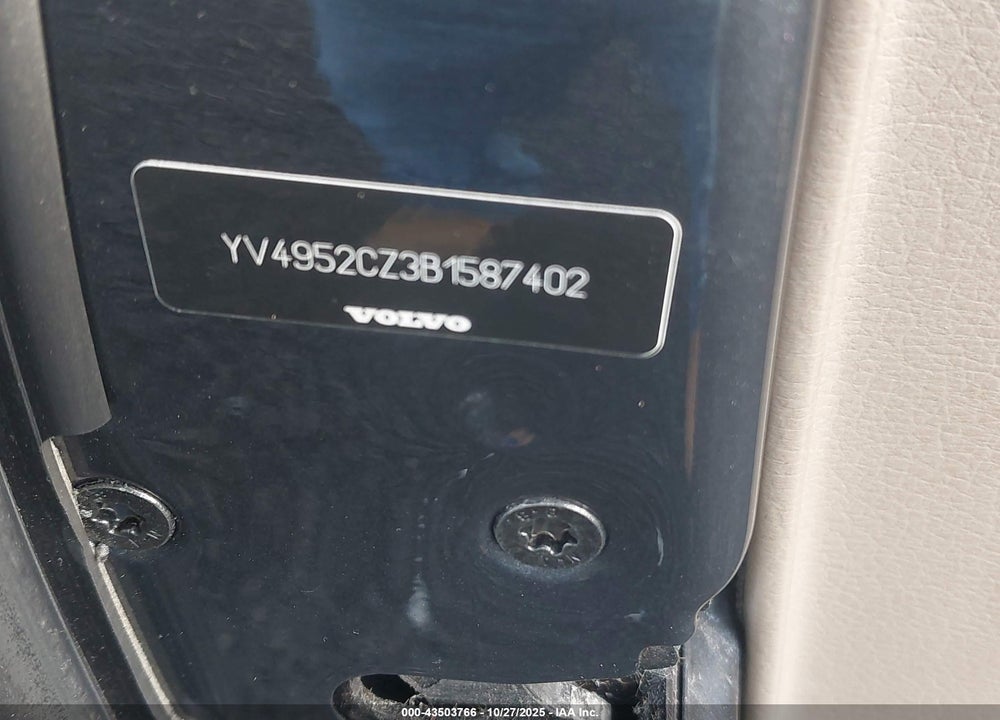 2011 VOLVO XC90 VIN: YV4952CZ3B1587402