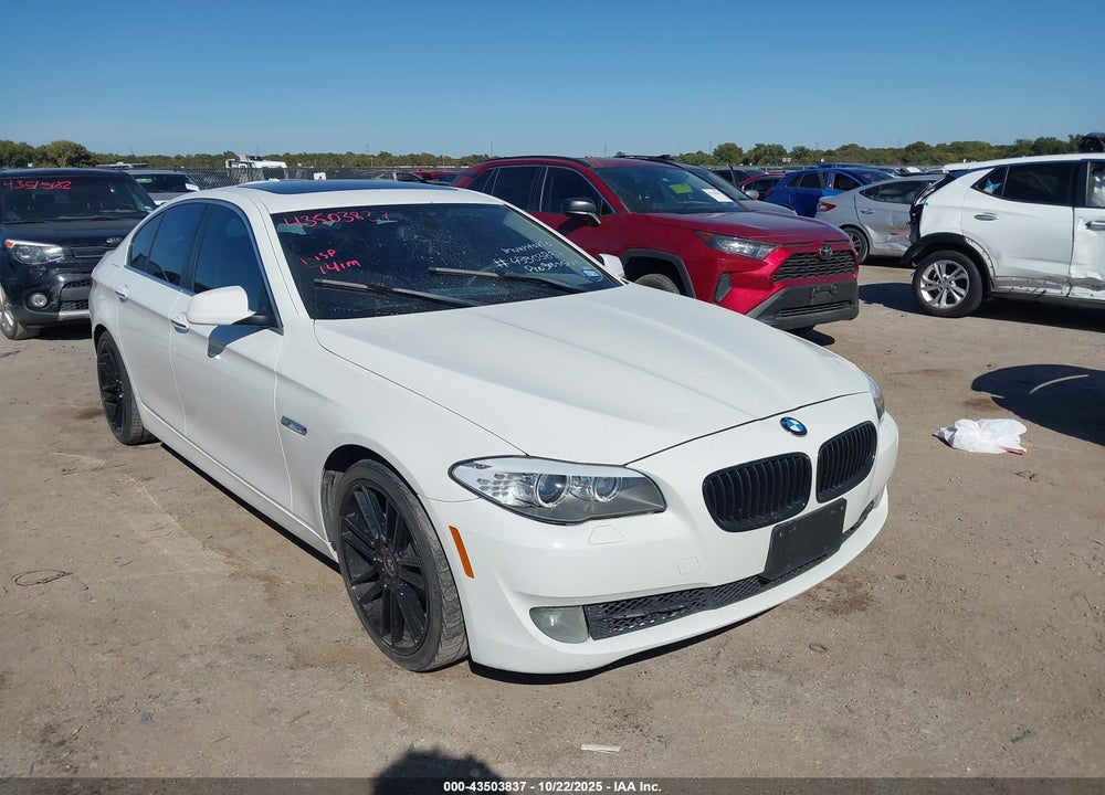 2013 BMW 528I VIN: WBAXG5C52DDY33180