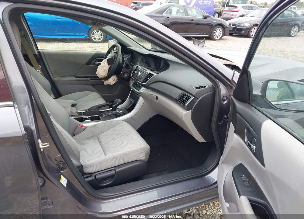 2015 HONDA ACCORD LX VIN: 1HGCR2F34FA043311