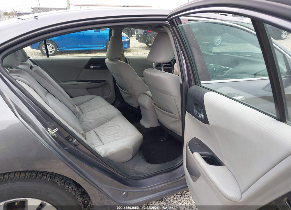 2015 HONDA ACCORD LX VIN: 1HGCR2F34FA043311