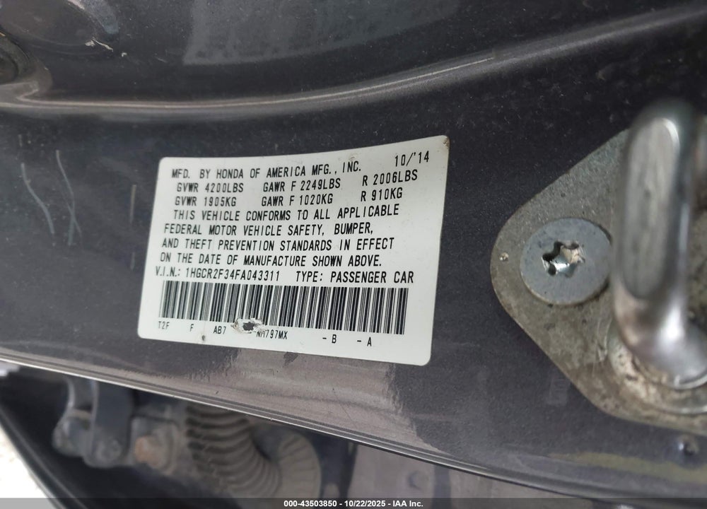 2015 HONDA ACCORD LX VIN: 1HGCR2F34FA043311