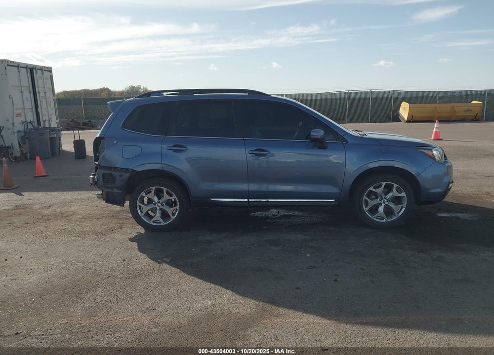 2018 SUBARU FORESTER VIN: JF2SJAWC8JH505799