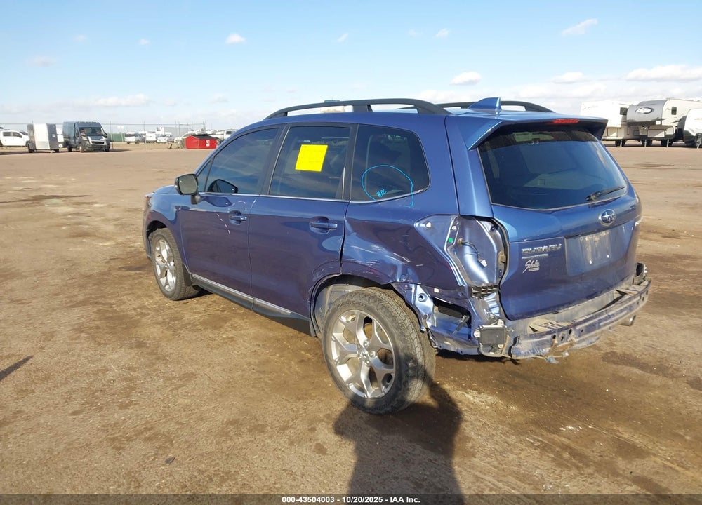 2018 SUBARU FORESTER VIN: JF2SJAWC8JH505799