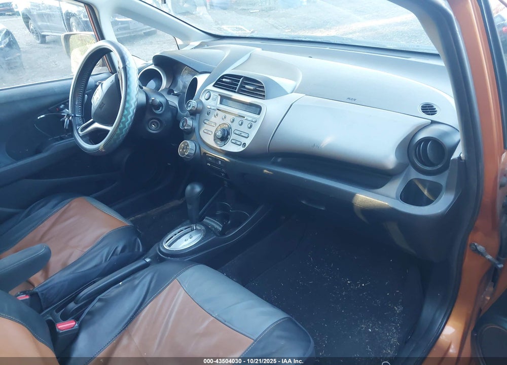 2009 HONDA FIT VIN: JHMGE88439S041499