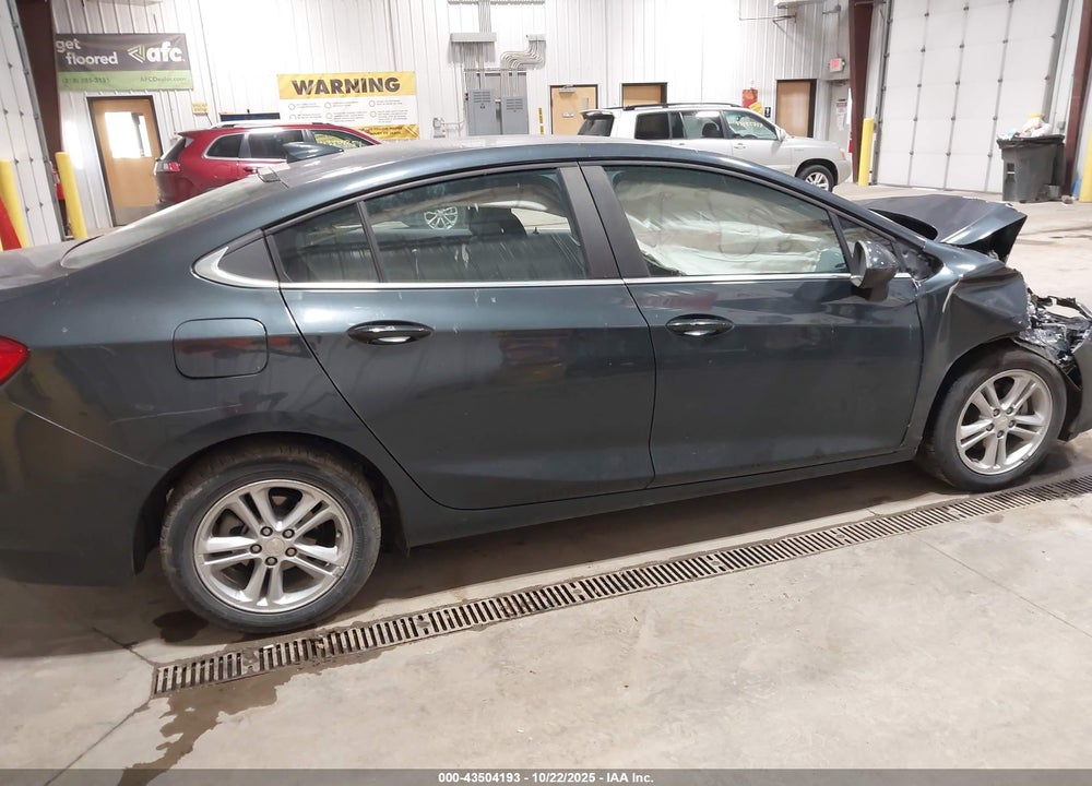 2018 CHEVROLET CRUZE LT AUTO VIN: 1G1BE5SM4J7111997